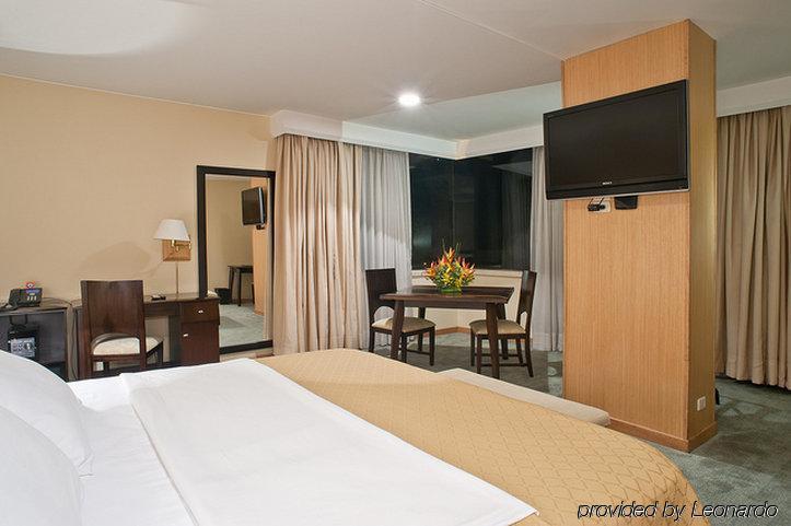 Hotel Dann Norte Bogotá Pokoj fotografie